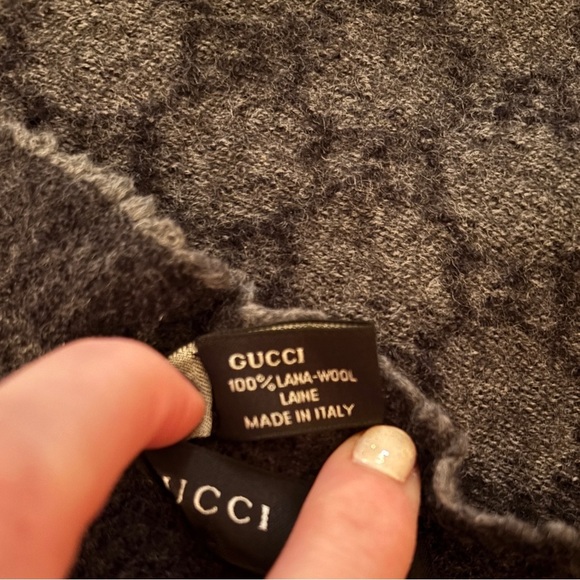 GUCCI | Italian Made 100% Wool Black Grey GG Fringe End Scarf - Picture 4 of 8